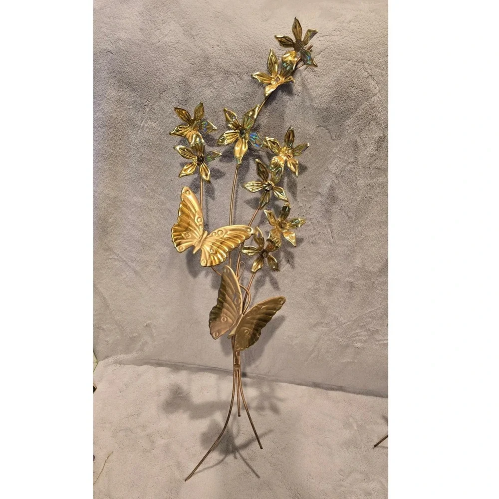 Unbranded vintage gold